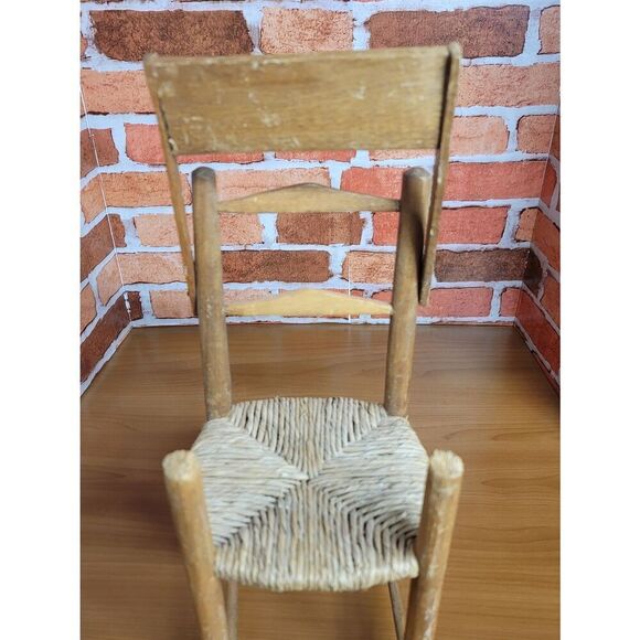 Vintage Handmade 13" Solid Oak Doll High Chair Woven Rush Seat Rustic Primitive - Picture 6 of 8